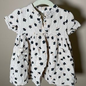 Rylee + Cru cream and black floral dress. 12-18 month.